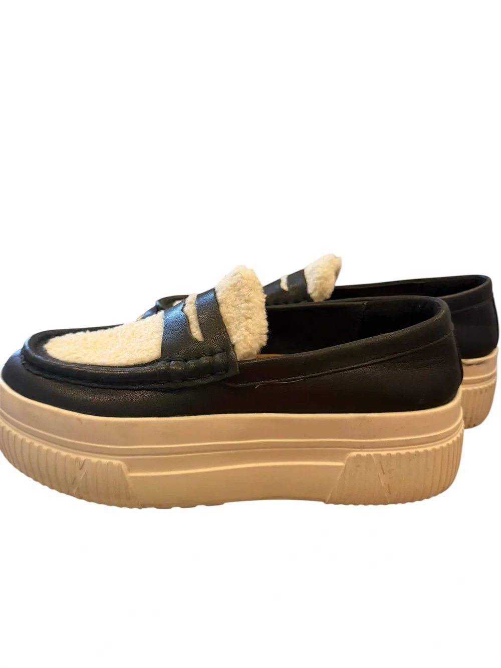 J/ Slides | Women’s Willy Leather Loafer Black and White Platform